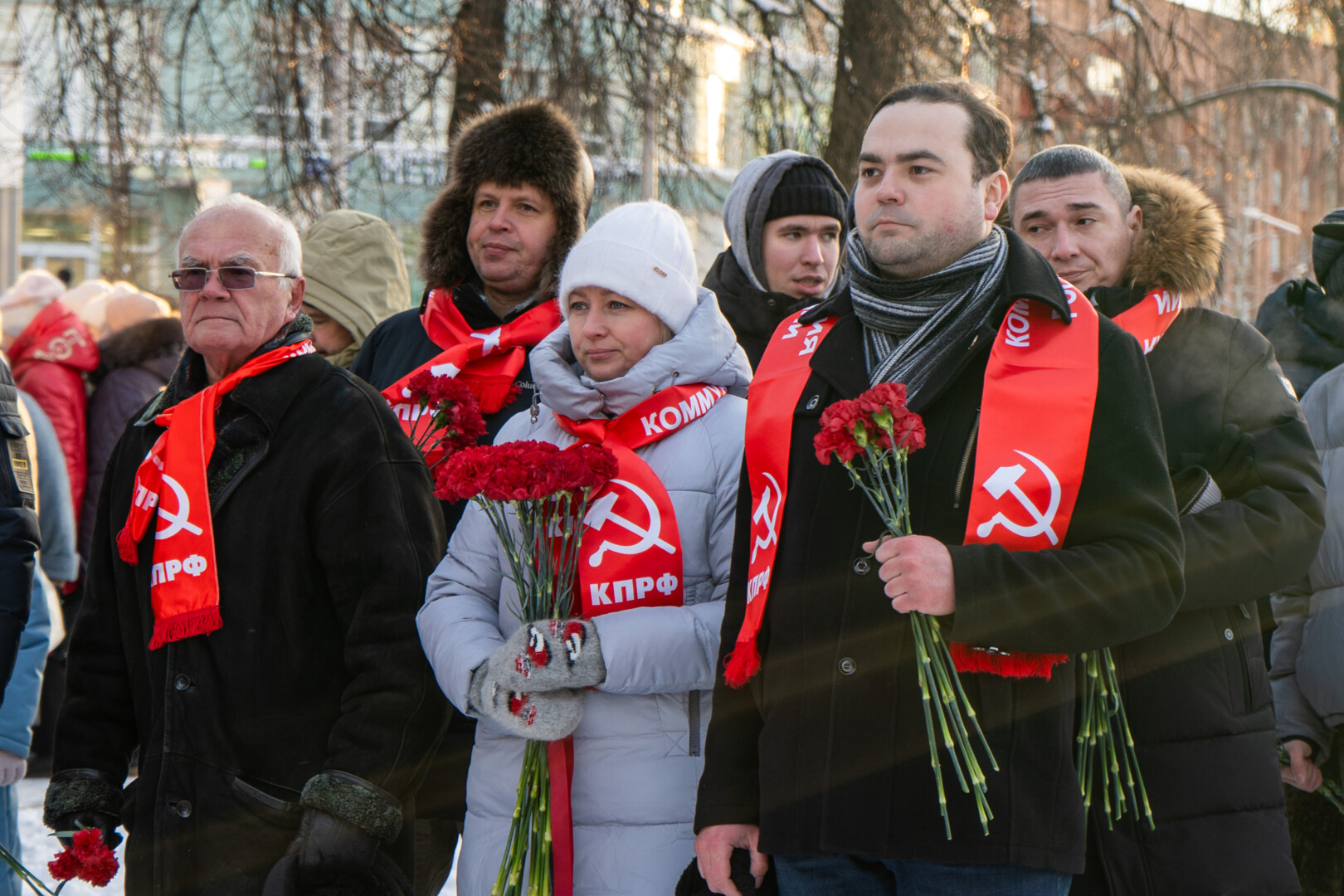 Церемония возложения цветов на День Героев Отечества